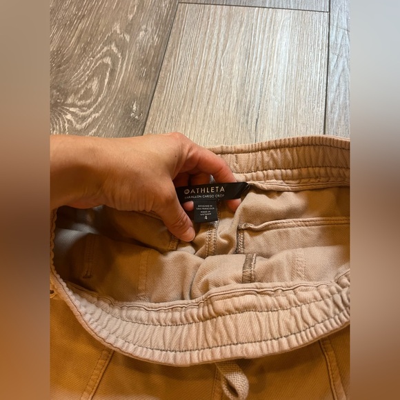 Athleta Farallon Cargo Crop Pant Size 4 - Picture 4 of 9